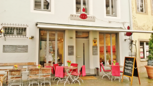 Firmenansicht von „Kardinal 2 - Café, Kunst und Weinbar“