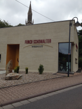 Firmenansicht von „Vinothek Weingut Funck-Schowalter“